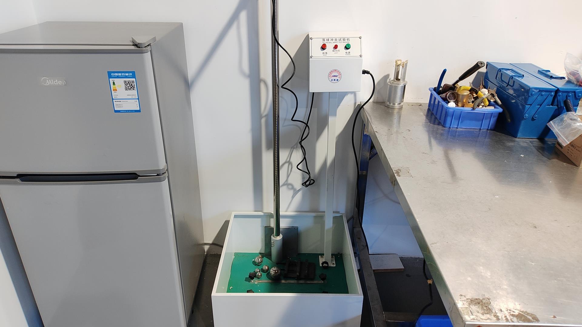 Drop tester in packaging testing lab